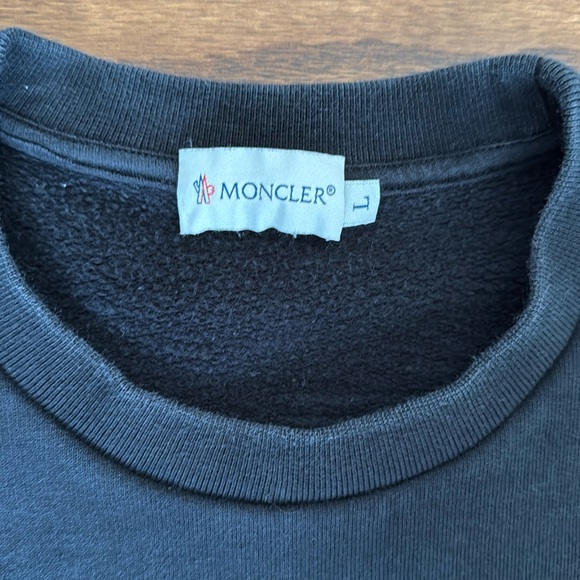 Moncler Wolf Crewneck - Picture 3 of 10